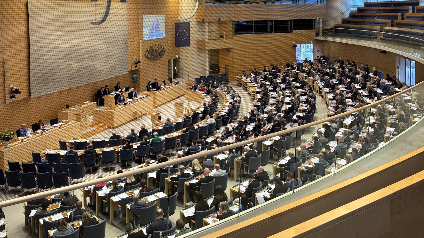 Postmortem: Sweden's citizenship law shipped with no migration path